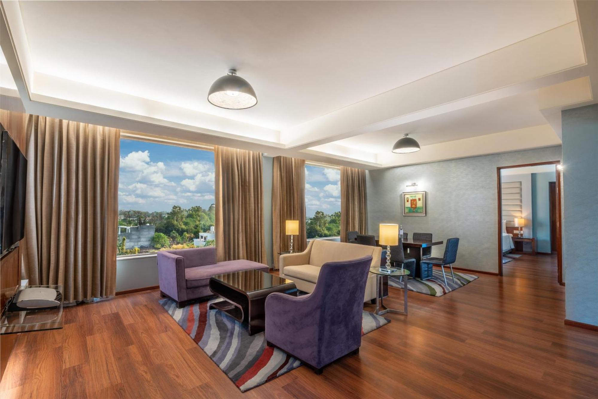 Radisson Blu Hotel Rudrapur Extérieur photo