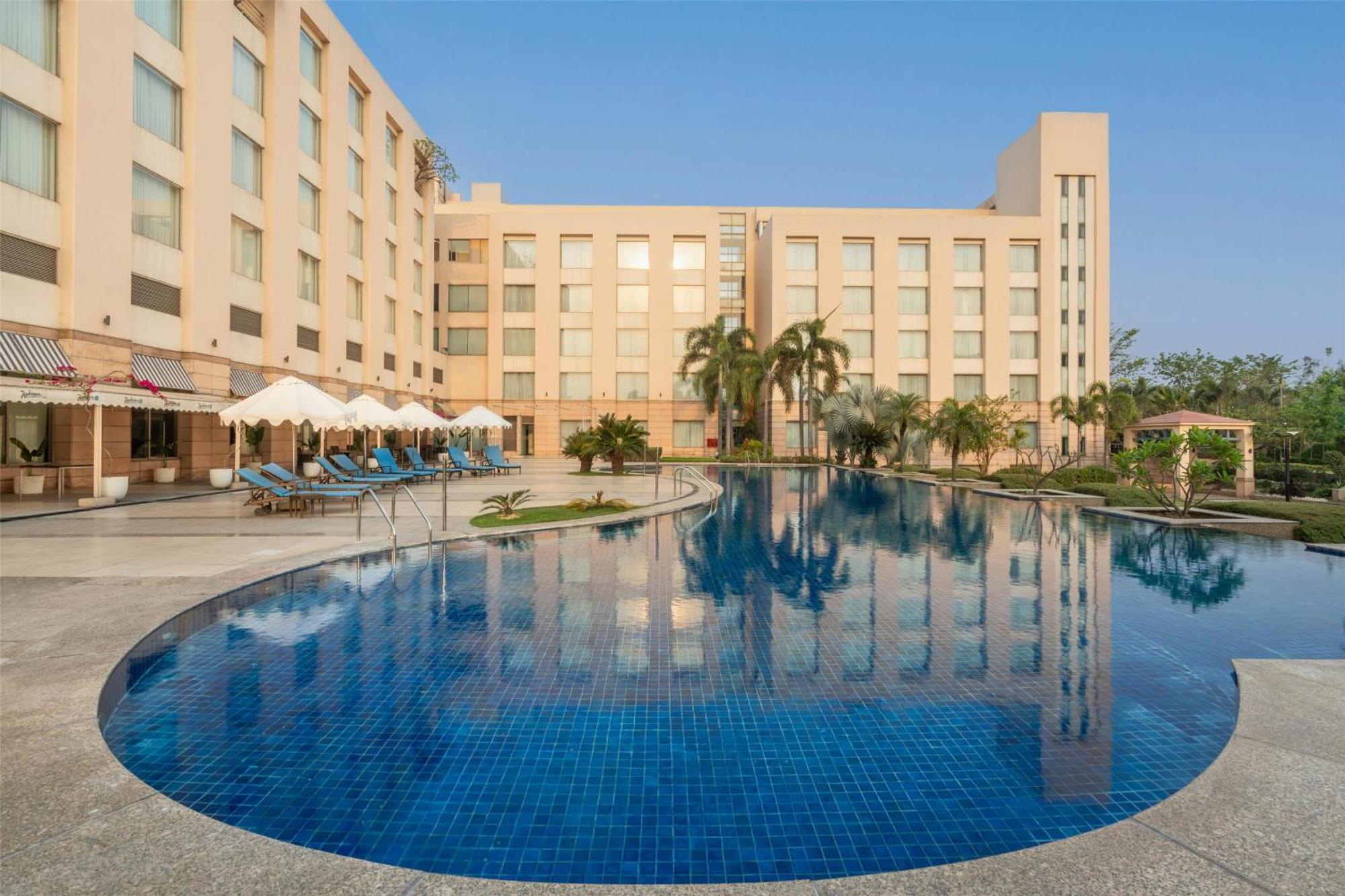 Radisson Blu Hotel Rudrapur Extérieur photo