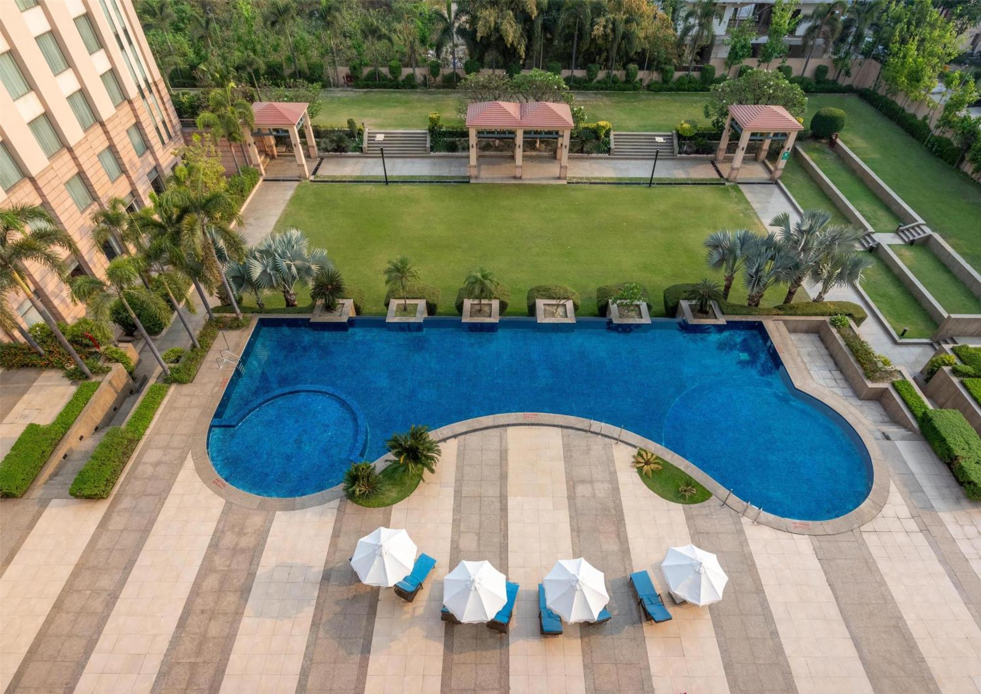 Radisson Blu Hotel Rudrapur Extérieur photo